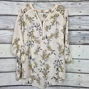 Maurices Ivory Yellow Floral Zip Neck Blouse Size 0X Plus